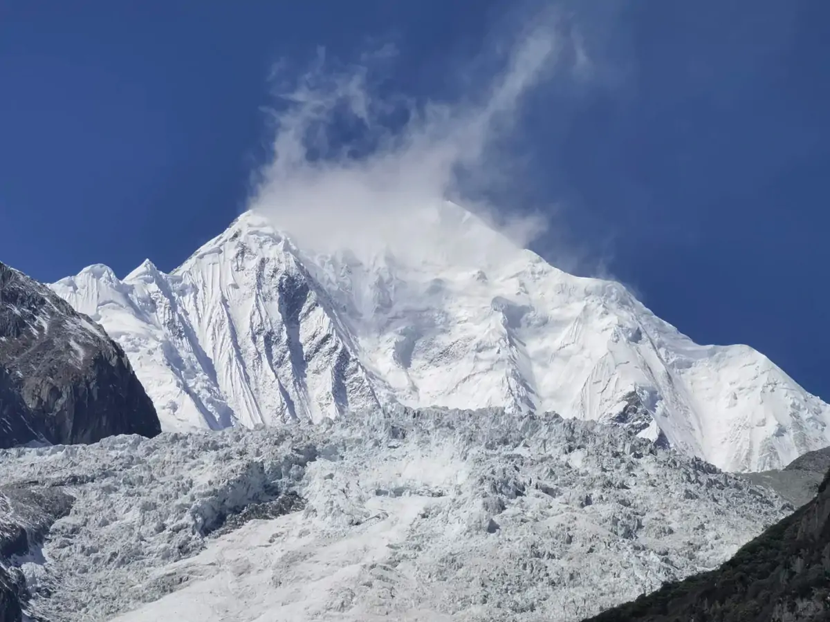 Hailuogou Travel Guide: Glaciers, Hot Springs & Itinerary Advice