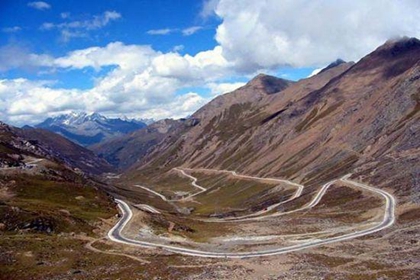 Balang Moutain Pass Balang Moutain Pass