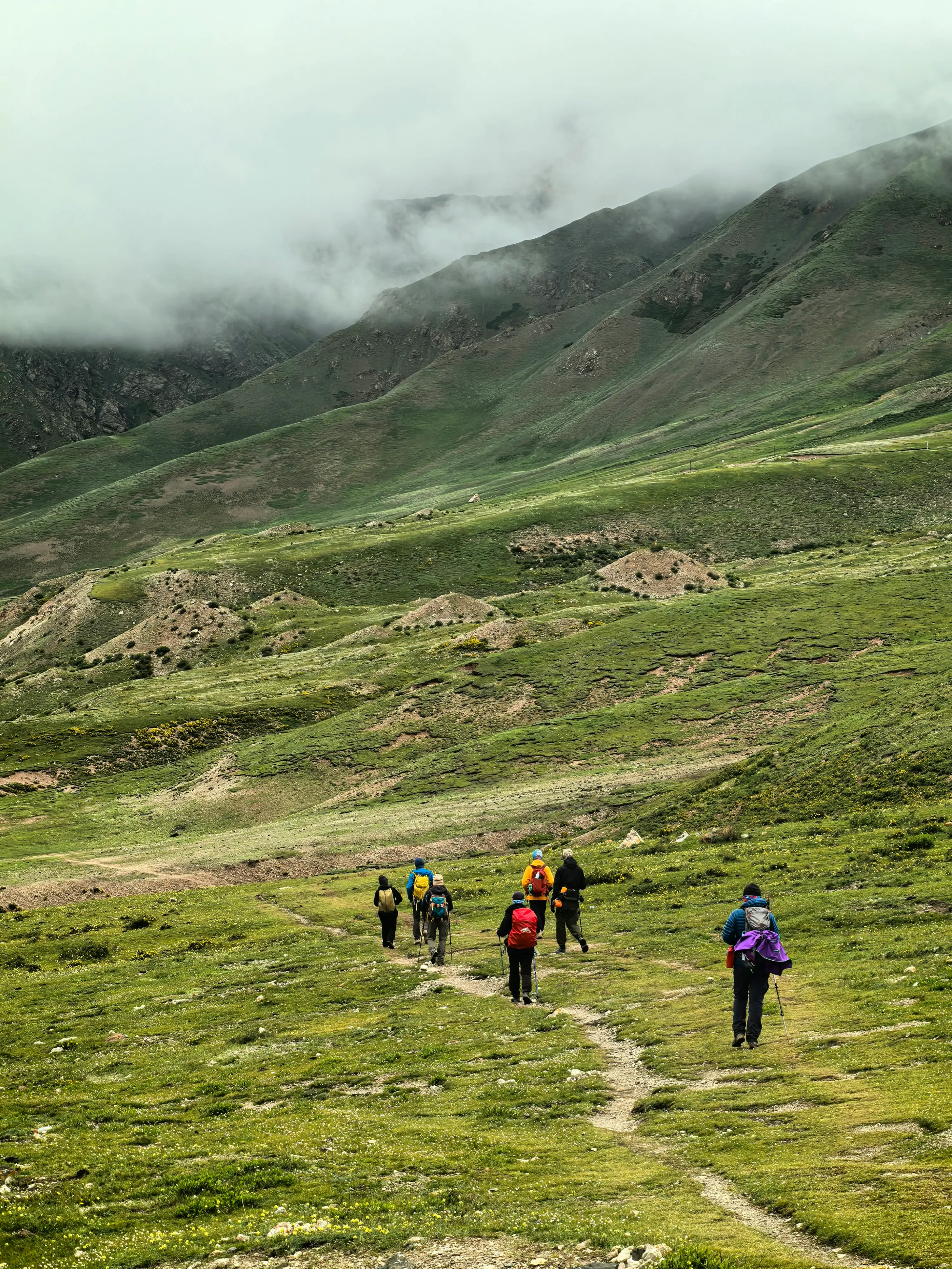 Mt. Animaqing Trekking