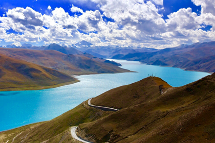 Yamdrok lake Yamdrok lake